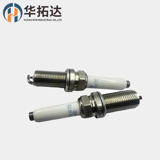 Spark Plugs NGK/1R ILFER7D-4D Suitable for Heavy T
